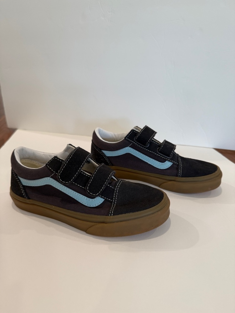 Vans Kids Dark Gray and Light Blue Velcro old Skool Skate Sneakers